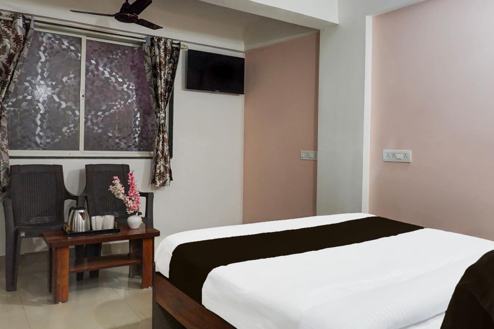 Hotel O Velvet Nest Kharadi Extérieur photo